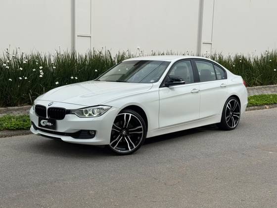 BMW 320i 2.0 16V TURBO ACTIVE FLEX 4P AUTOMÁTICO BMW 320i 2.0 16V TURBO ACTIVE FLEX 4P AUTOMÁTICO